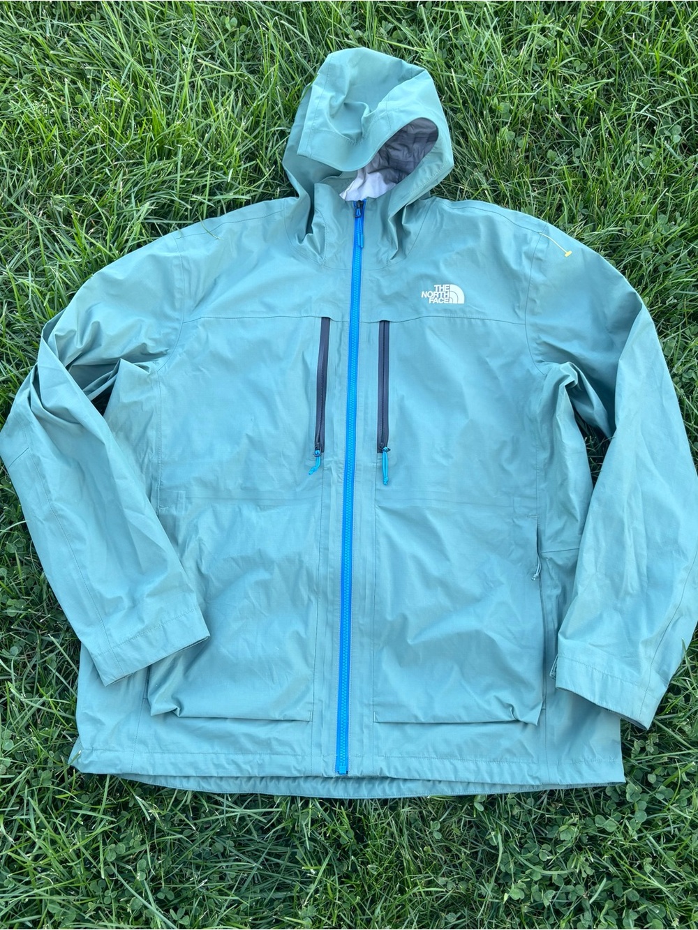 The North Face Men's Hooded Rain Jacket in Seafoam
